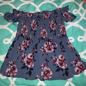 Pacsun Kendall and Kylie Size M Flower Blouse